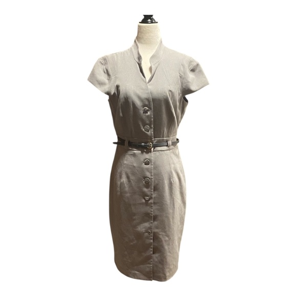 Calvin Klein dress. Retro style. Button up with belt. Fully lined. Sz 10 - Picture 5 of 16